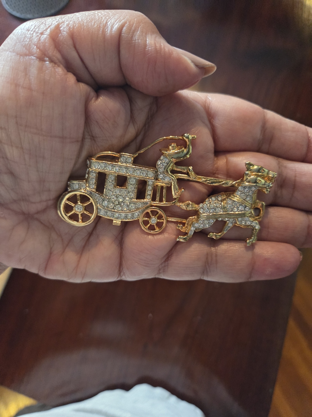 Unsigned JOMAZ Stagecoach Brooch
